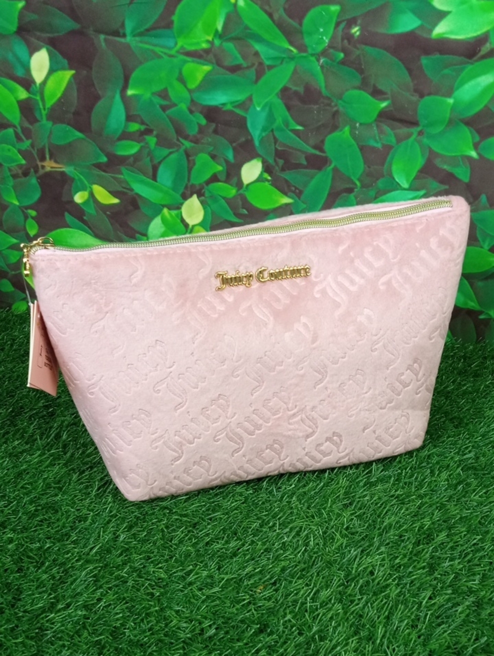 🛍️🍒 Juicy Couture Pink Velvet Travel Cosmetic Bag